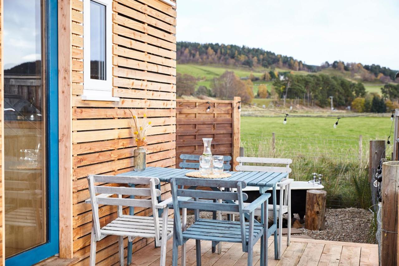 Aileen - Unique Tiny House With Wood Fired Roll Bath In Heart Of The Cairngorms Holiday home Ballater