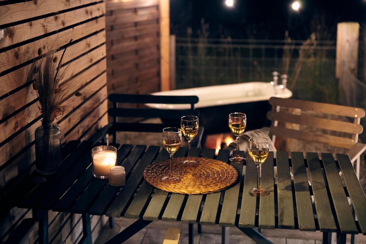 Aileen - Unique Tiny House With Wood Fired Roll Bath In Heart Of The Cairngorms * Ballater